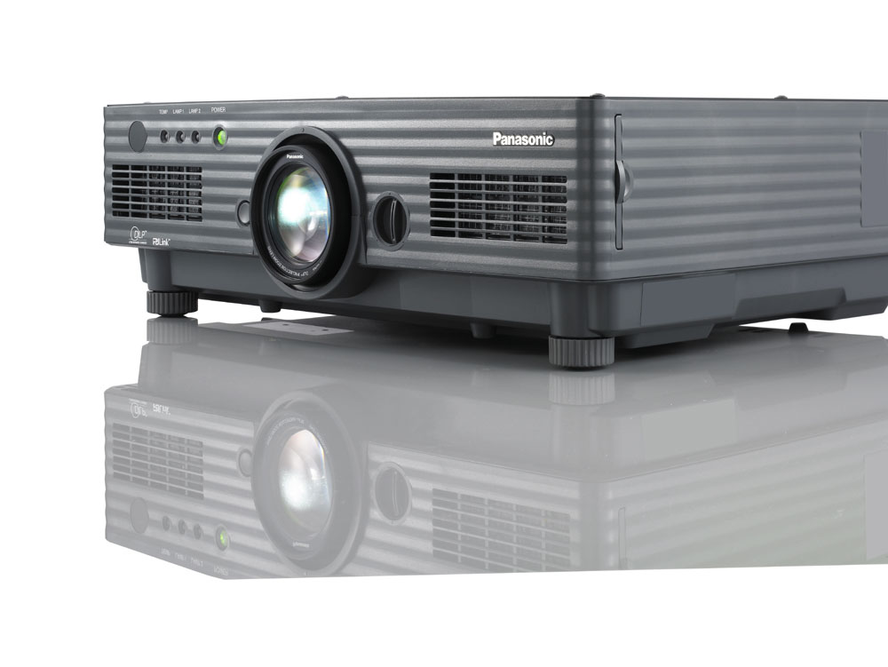 Panasonic PT DW5100E Projector: Specs, PDFs & Distance Calculator