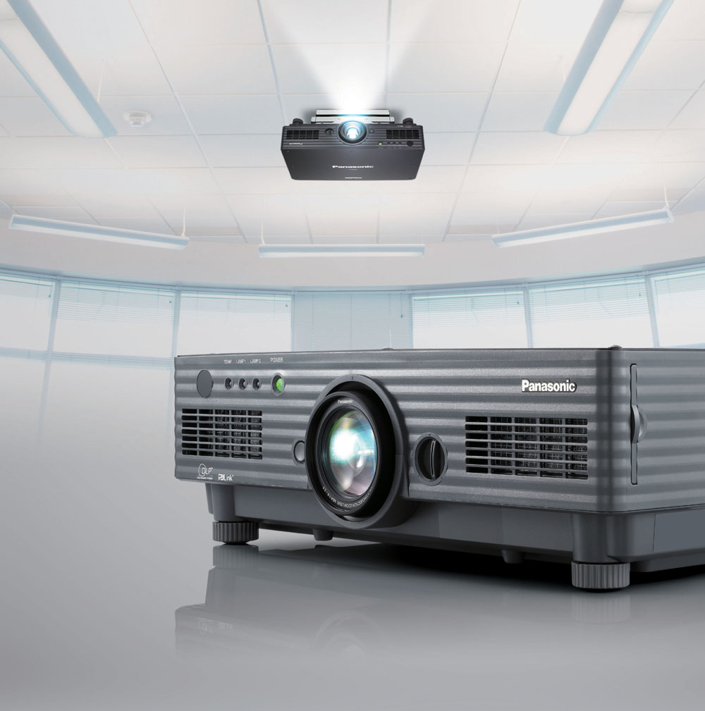 Panasonic PT DW5100E Projector: Specs, PDFs & Distance Calculator