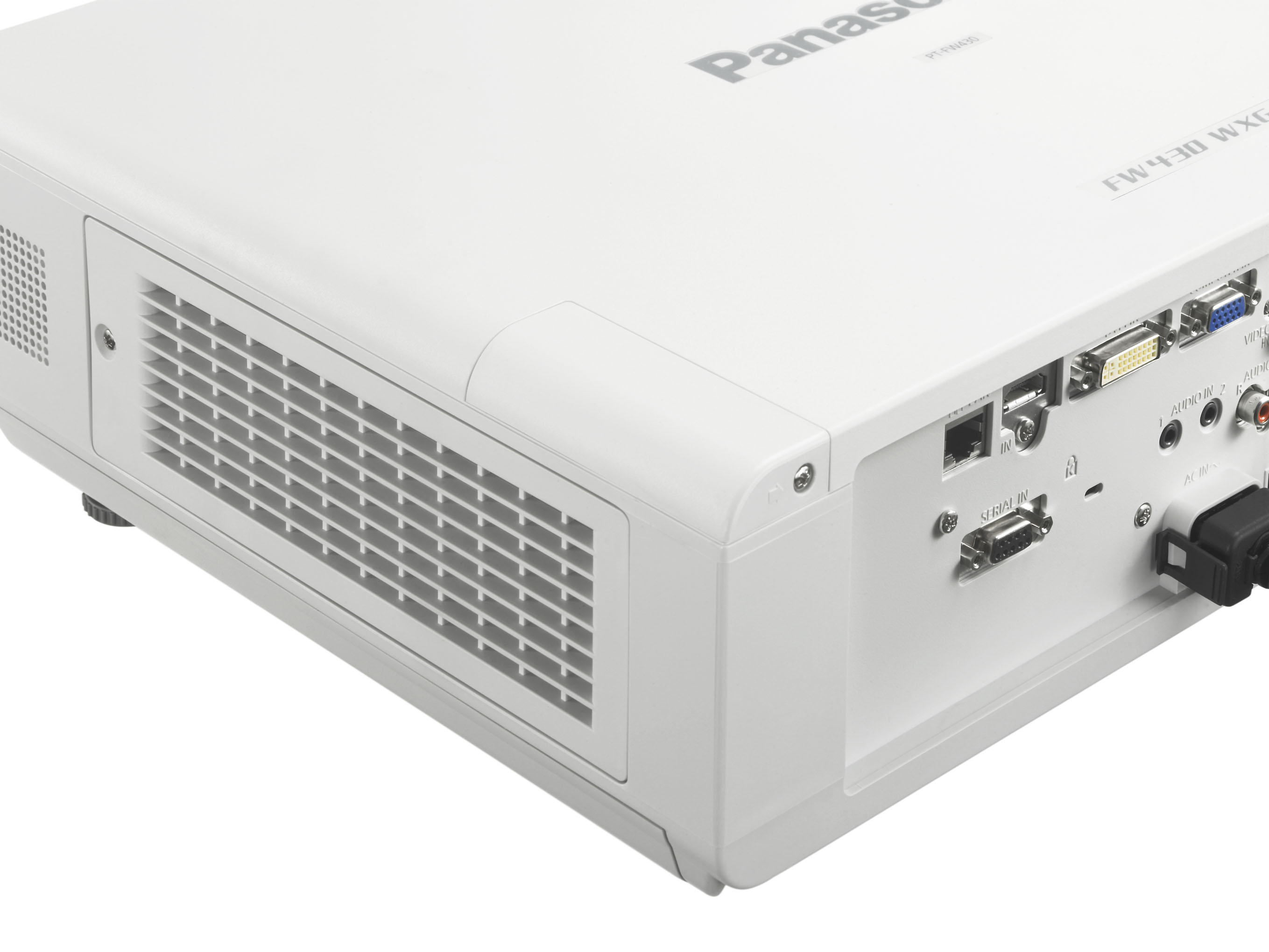 Panasonic PT FX400 XGA LCD