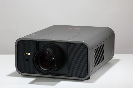 Image Eiki LC HDT700